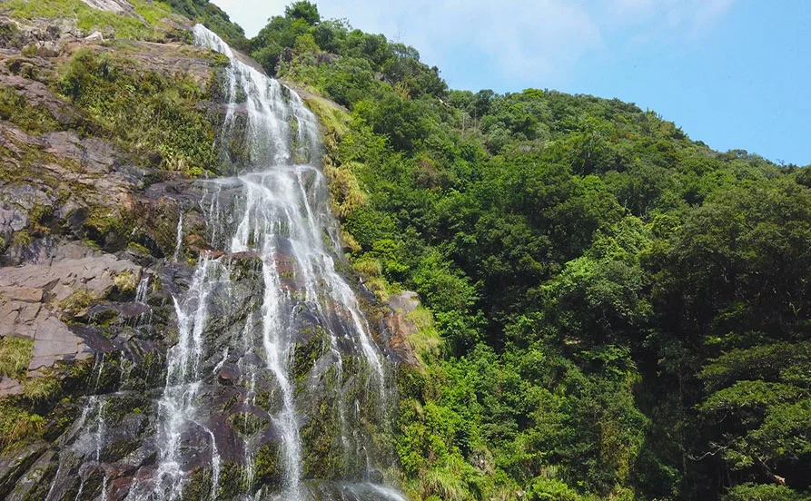 寮は人気の完全個室タイプ😀プライベートがしっかり確保出来ます！シフトも人気通し勤務